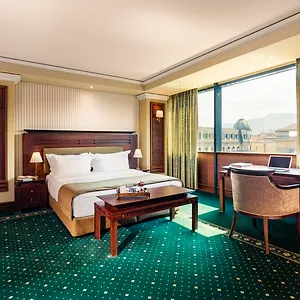 grand.sofiahotelsbg.com/