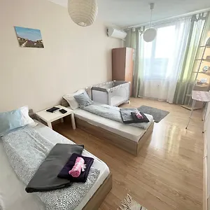 https://airport-apartment.sofiahotelsbg.com