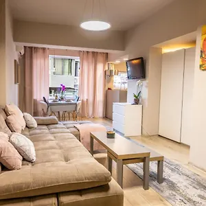 https://city-center-apartament-marta.goldensandshotels.net