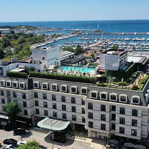 Wyndham Grand Kalamis Marina Istanbul