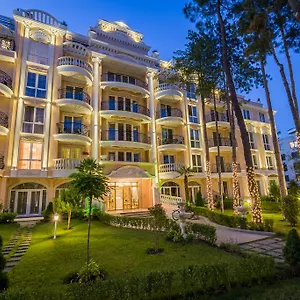 Venera & Anastasia Palace Апартаменты